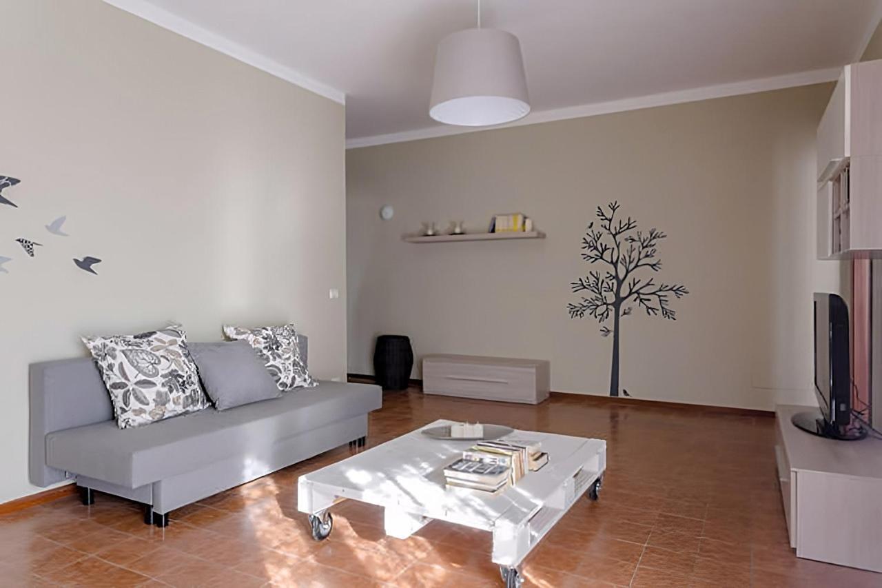Natural Chic - Close To City Center And Beach - Parking เดเซนซาโนเดลการ์ดา ภายนอก รูปภาพ